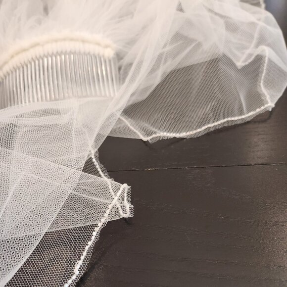 Microbeaded edge mid-length Veil (Ivory) main image 6